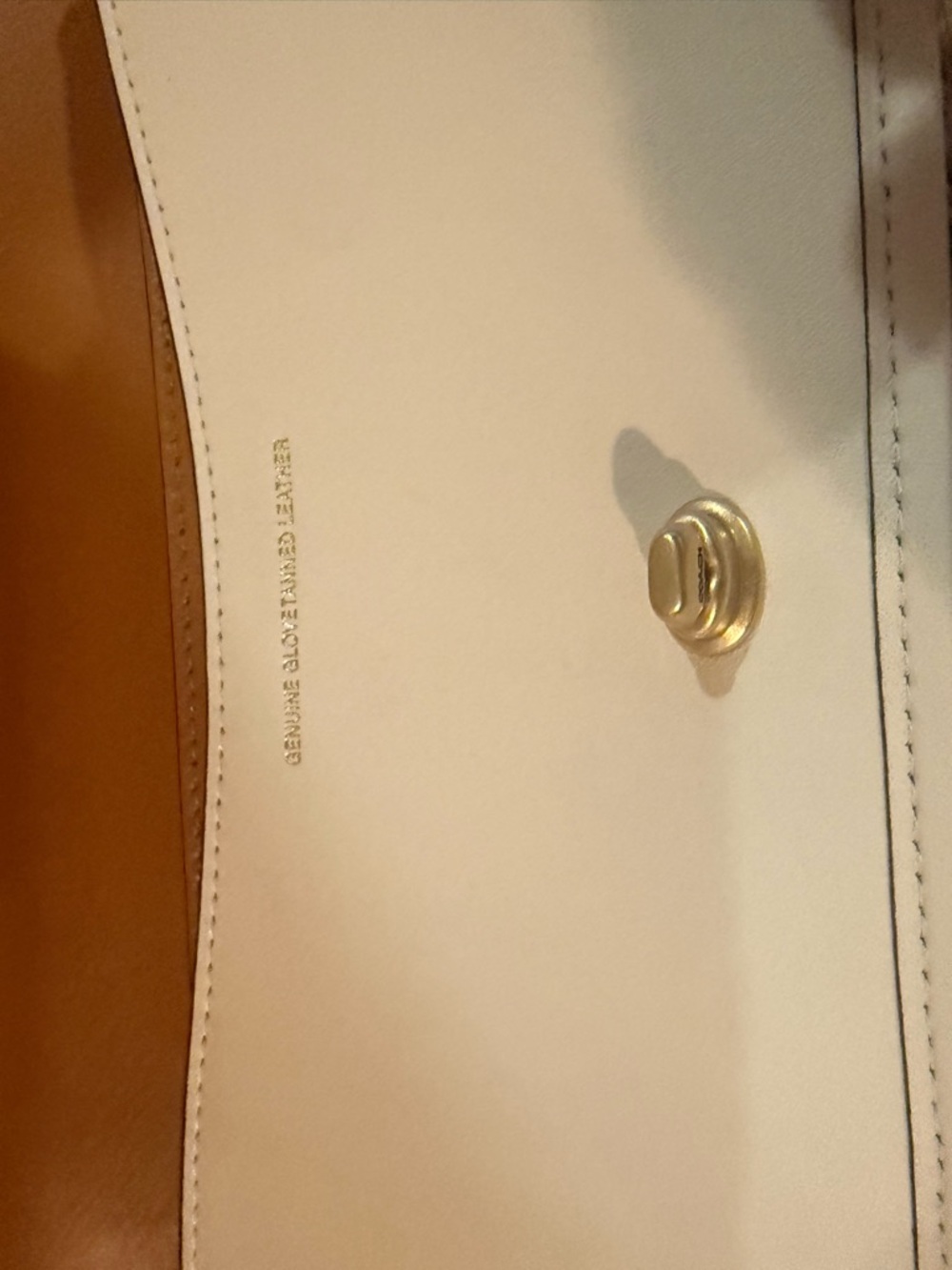 Coach Cream Leather 'Dinky'  Crossbody Bag with Gold Chain Strap - Picture 6 of 11